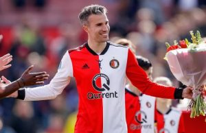 Robin Van Persie returns to Feyenoord as coach