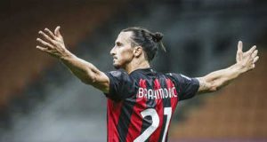 Ibrahimovic signs new one-year AC Milan deal
