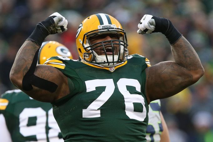 DT Mike Daniels