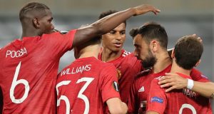 Fernandes penalty gives United spot in Europa semi-final