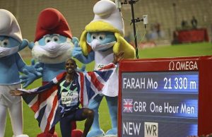 Mo Farah breaks one-hour world record