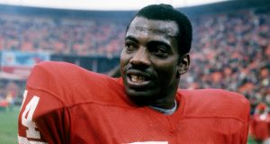 Fred Dean, Hall of Fame defensive end, dies at age of 68