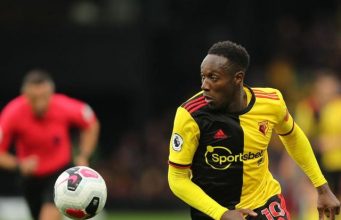 Brighton sign Danny Welbeck on one-year deal