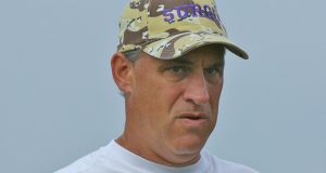 Vic Fangio abstain handshake to avoid postgame fracas in ‘prudent’ move