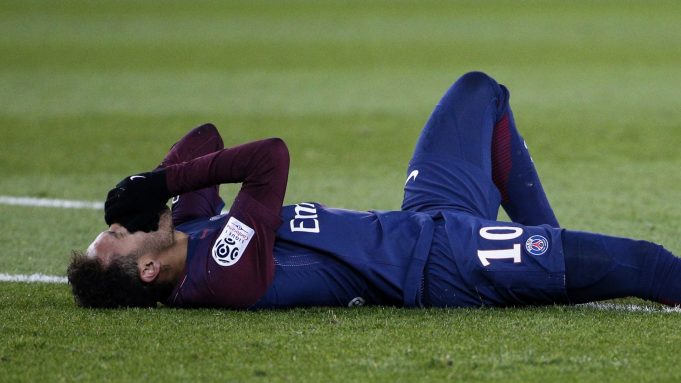 neymar-injured-psg_1vsv4icud9a9b1e4jb34qhjvxg