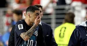 World Cup Chaos! Almirón’s Shocking Red Card Sparks Massive FIFA Debate