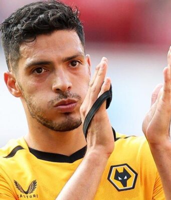 From Skull Fracture to National Hero: Raúl Jiménez’s Incredible Six-Year Journey