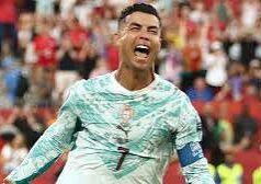 Late Drama Sees Portugal Power Past Croatia into the Round of 16