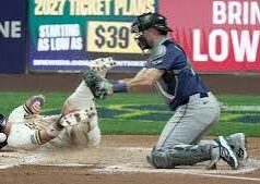 ⾠The Brewers Just Scored 22 Runs⦠WHAT Happened to Seattle?