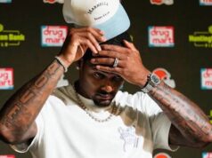 Deshaun Watson Just Got BOOED by His Own Fans — And His Response Is Turning Heads 🏈😳