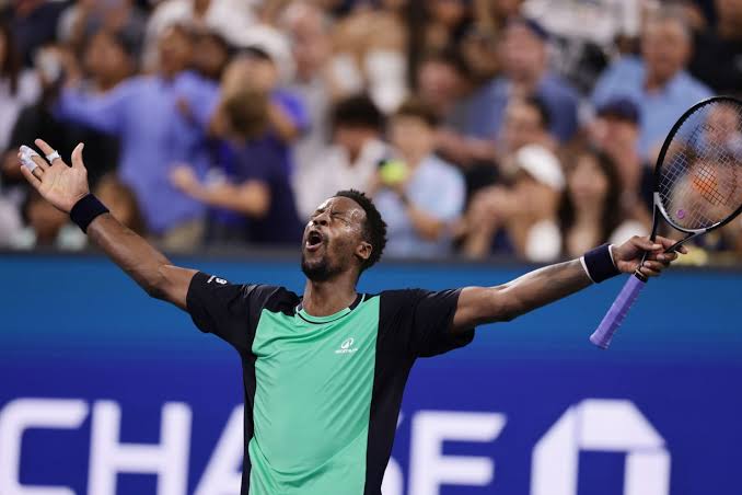 Gael Monfils Plays Final Grand Slam Match at US Open After 22-Year Career