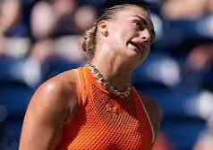 ARYNA SABALENKA HAD TO STOP HER US OPEN MATCH — BECAUSE OF A WEIRD SMELL?!