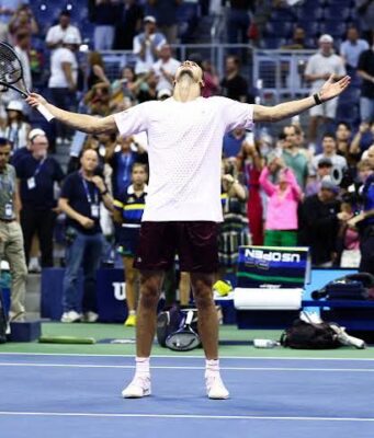 🎾 ALEXANDER ZVEREV ALMOST GOT KNOCKED OUT — HE WAS TWO POINTS FROM LOSING!