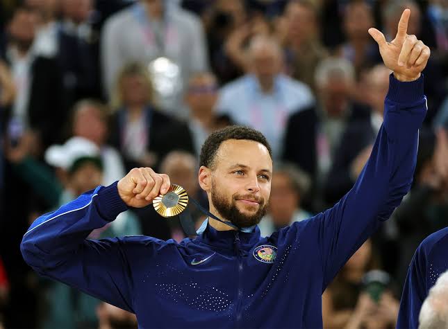 Does Stephen Curry's Stats Prove He Is One of the Greatest NBA Players Ever?