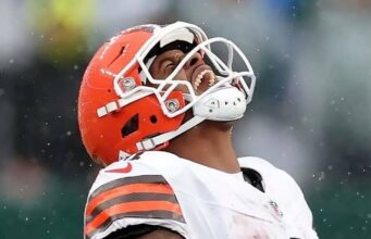 Eight Sacks Later, Is the Deshaun Watson Comeback Already Falling Apart?