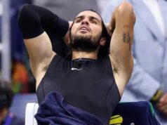 1. “Carlos Alcaraz Just Got Shocked in Shanghai, Is His Wrist Still a Problem?”